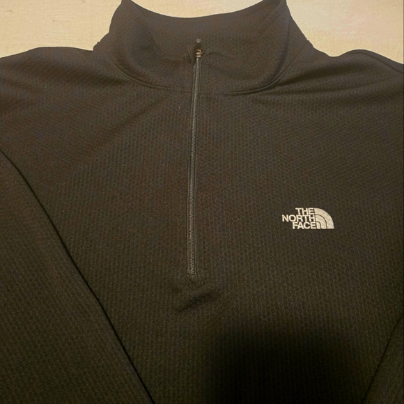 The North Face quarter zip pullover, size large - Picture 4 of 6
